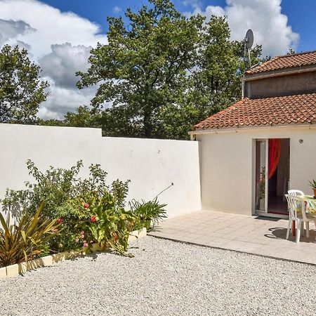 2 Bedroom Lovely Home In St Avaugourd Des Lande Saint-Avaugourd-des-Landes Esterno foto